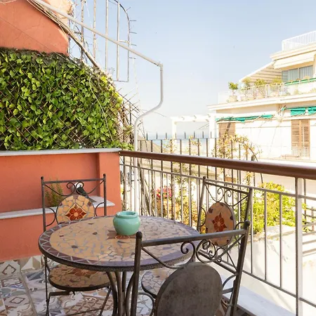 Delmare Warm Penhouse Appartement